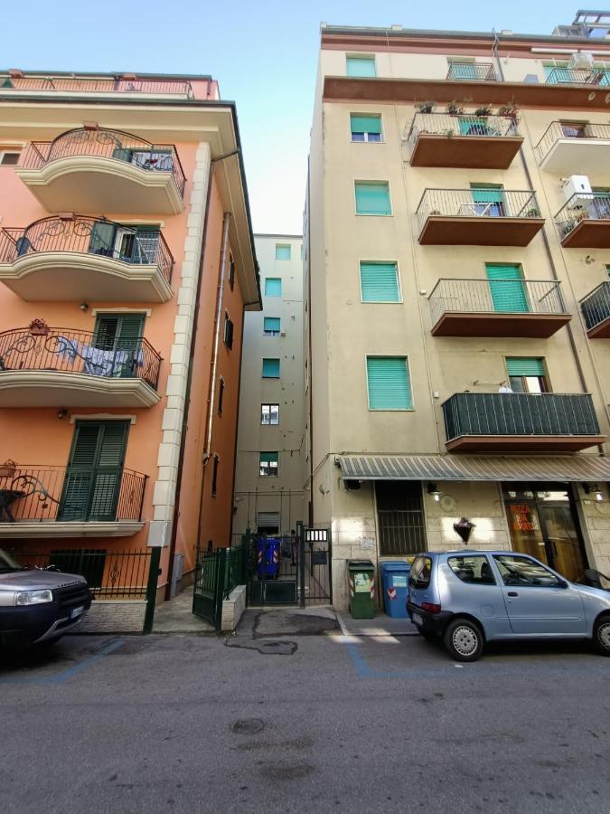 Residenza Topazio Сан-Бенедетто-дель-Тронто Экстерьер фото